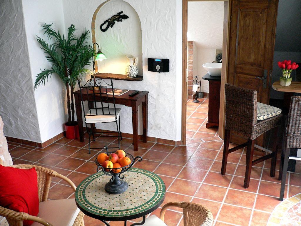 Apartmenthaus Casa Palma Bühl Rom bilde